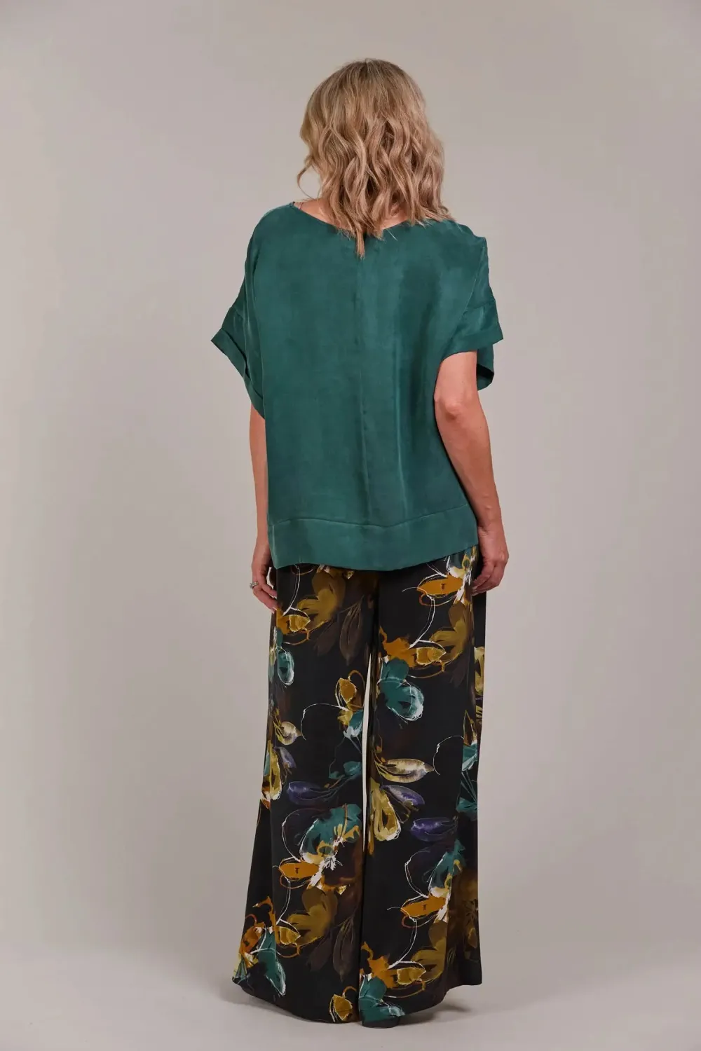 eb__ive_eden_relaxed_top__3-1.webp Eb&Ive Eb & Ive Eden Relaxed Top - Aventurine Outlet