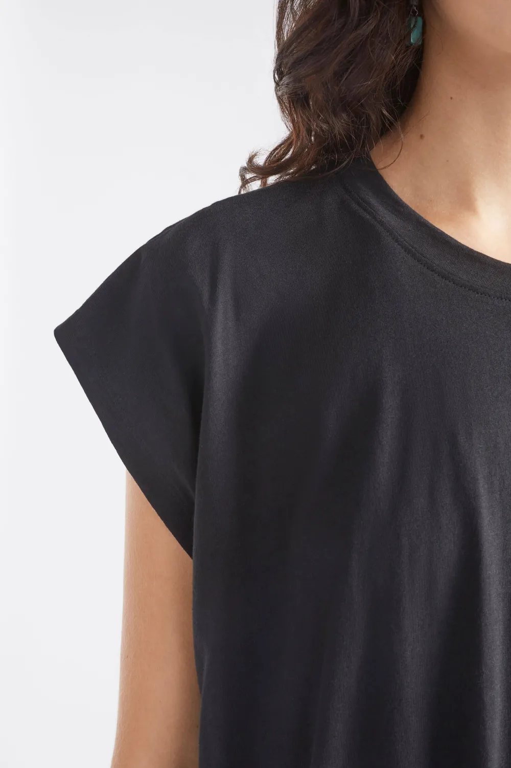 elk_kruis_tee_8.webp ELK Kruis Tee Fashion
