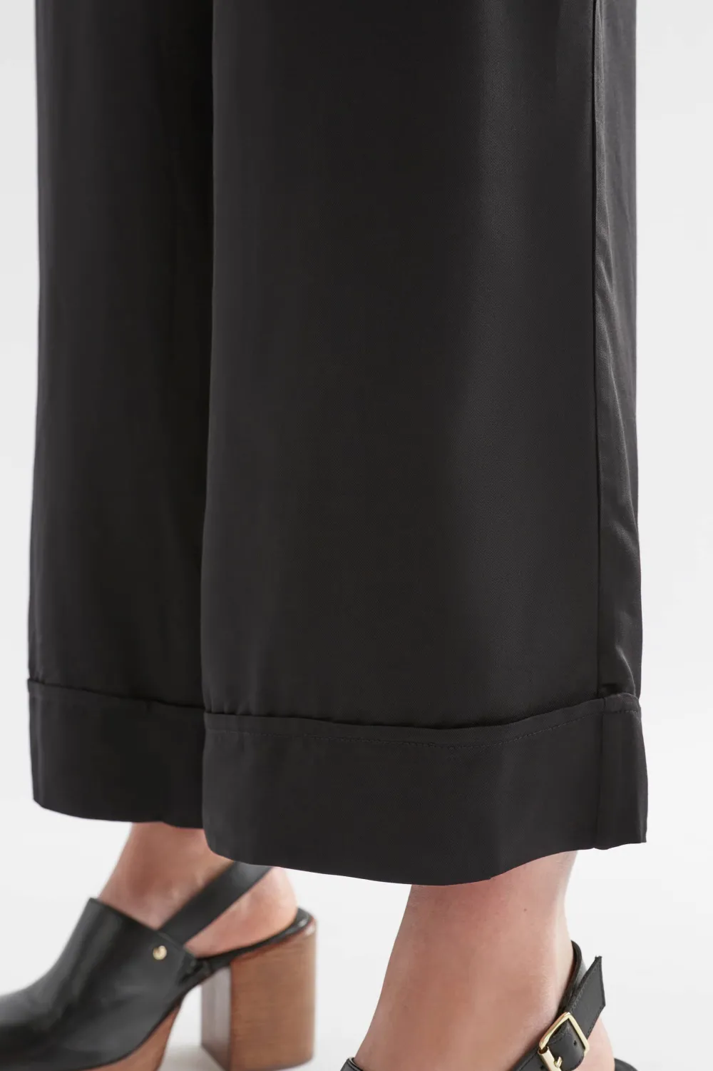 elk_wide_leg_culottes_11.webp ELK Wide Leg Culottes Online