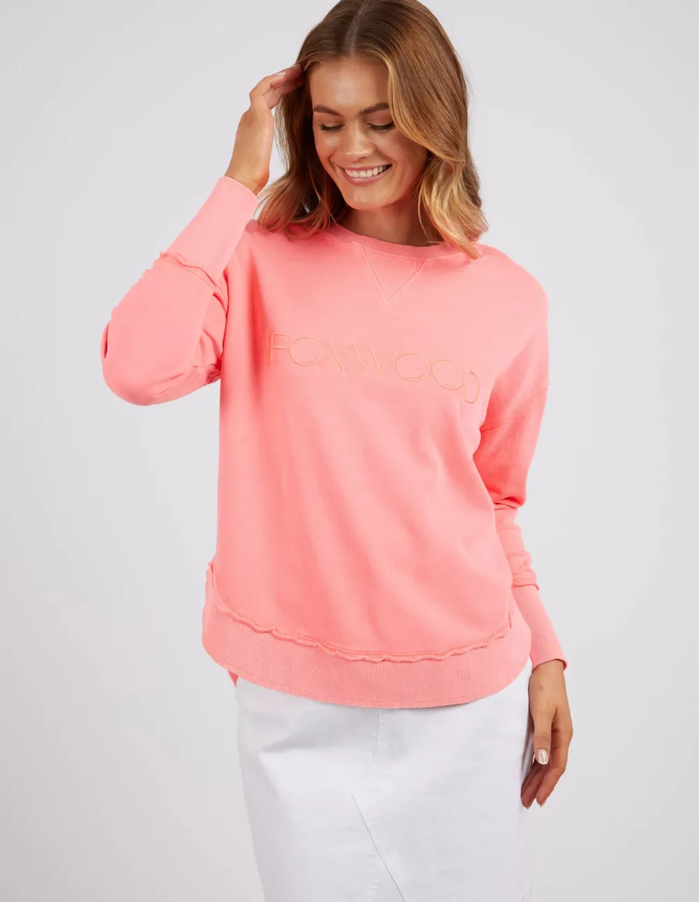 foxwood_simplified_crew___1-5.webp Foxwood Simplified Crew - Neon Pink Outlet