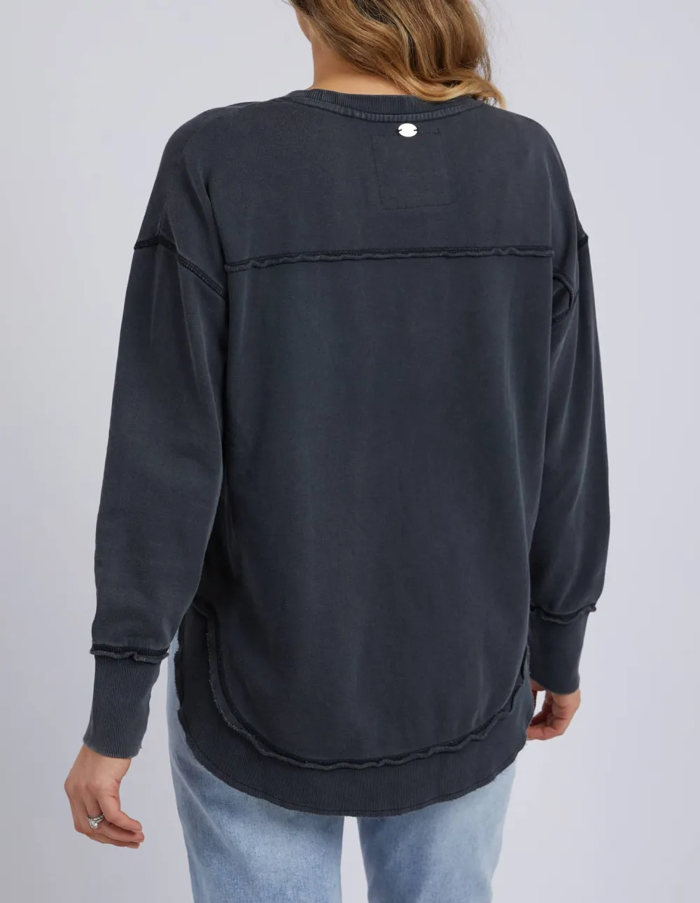foxwood_simplified_crew___2-2.webp Foxwood Simplified Crew - Washed Black Sale