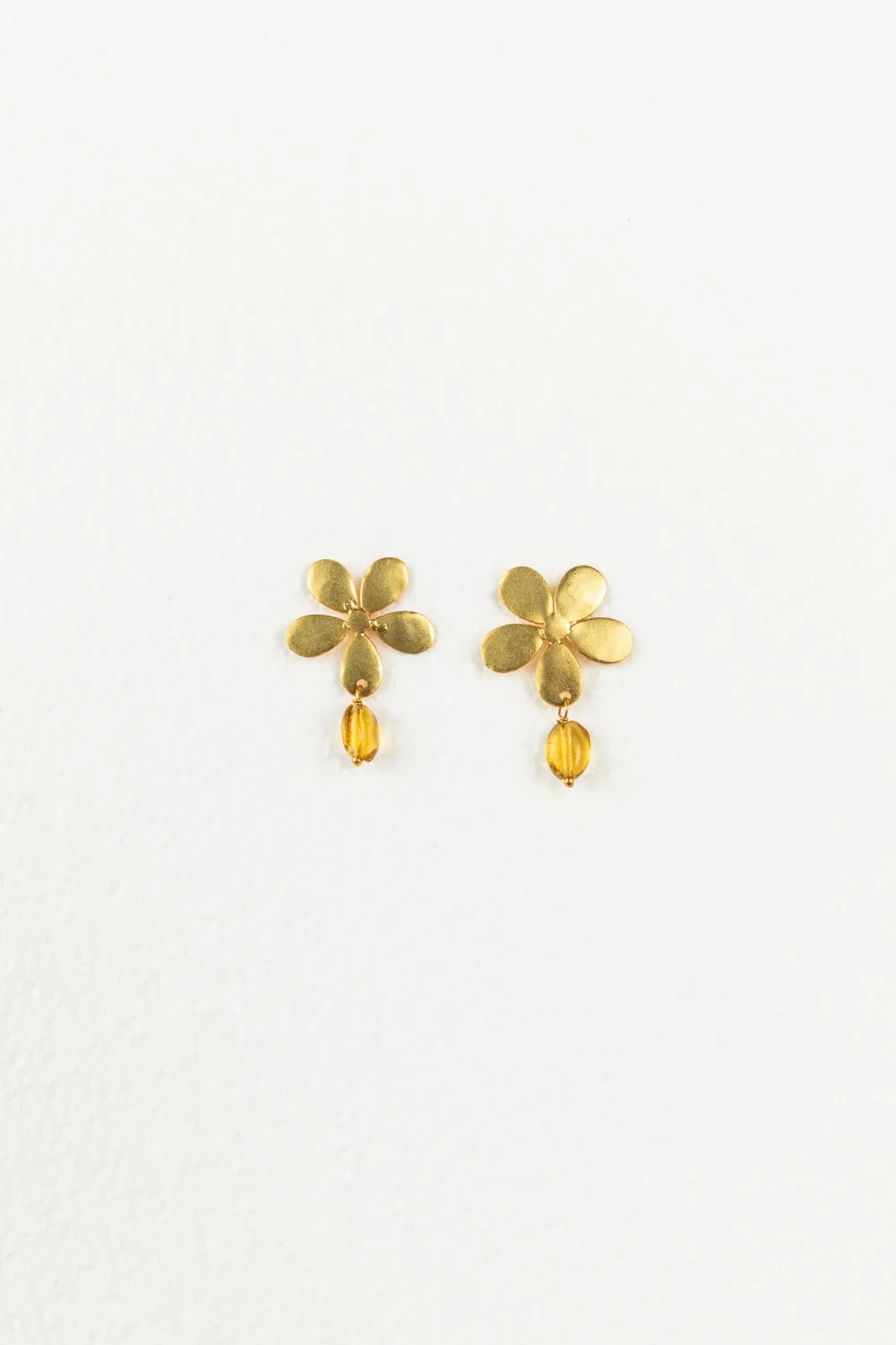 holiday_liv_earrings_3.webp Holiday Liv Earrings Outlet