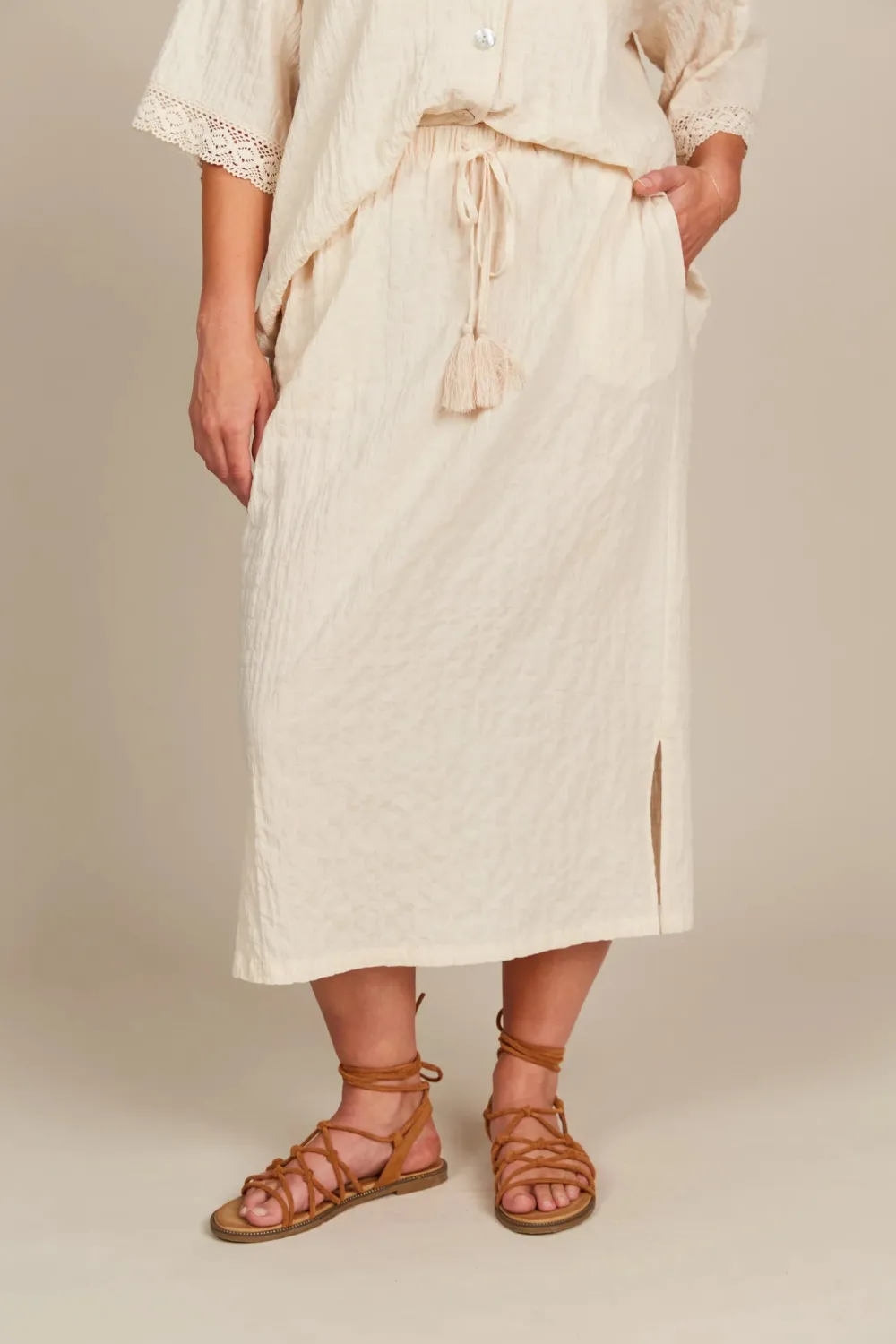 isle_of_mine_fleur_skirt__1-1.webp Isle Of Mine Fleur Skirt - Canvas Clearance
