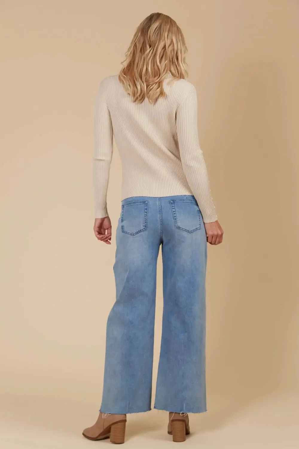 isle_of_mine_juno_knit_to_3.webp Isle Of Mine Juno Knit Top - Canvas Discount