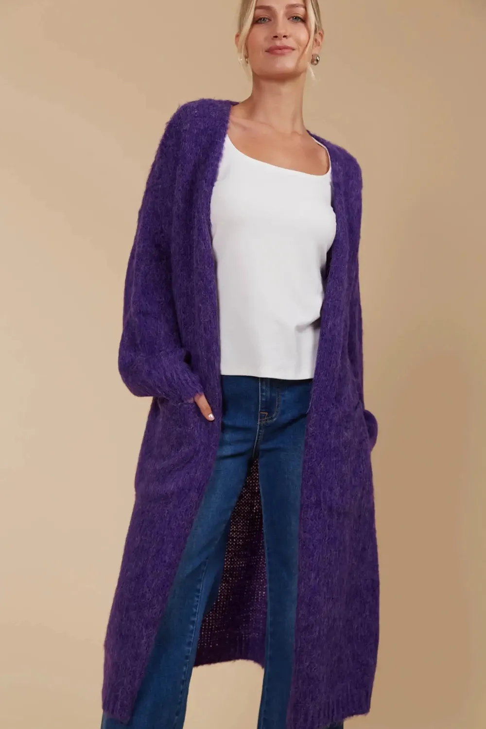 isle_of_mine_palas_cardig_4.webp Isle Of Mine Palas Cardigan - Pine Online