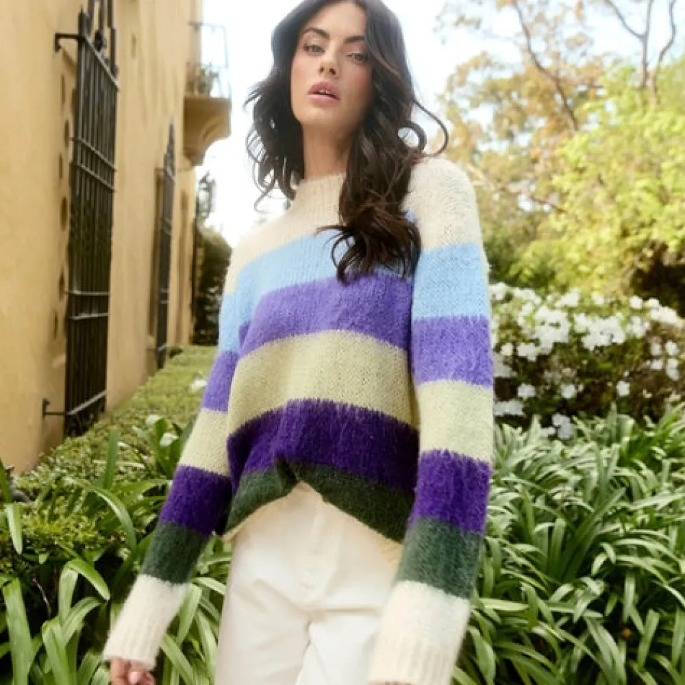 isle_of_mine_pallas_strip_0.webp Isle Of Mine Pallas Stripe Jumper - Violet Clearance