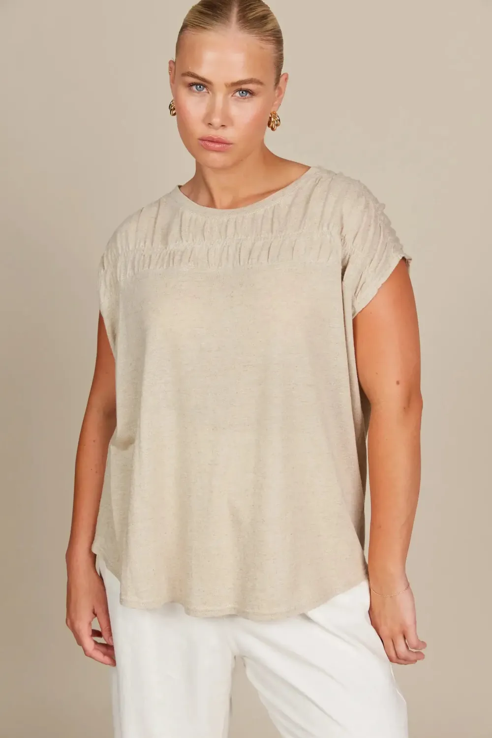 isle_of_mine_sabine_tshir_1-1.webp Isle Of Mine Sabine TShirt - Canvas Fashion