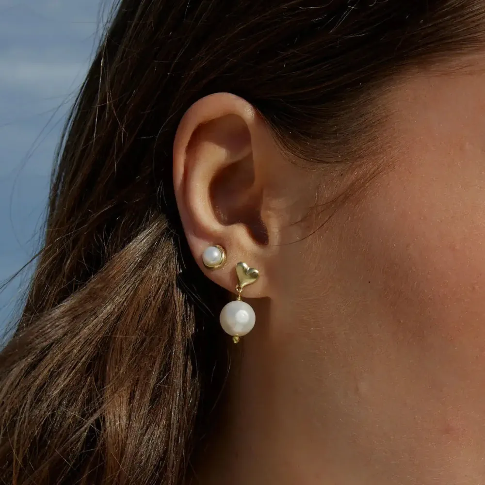 palas_listen_to_your_hear_2.webp Palas Listen to your heart pearl earrings Fashion