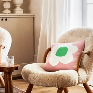 Rachel Castle Poppy Knit Cushion Online