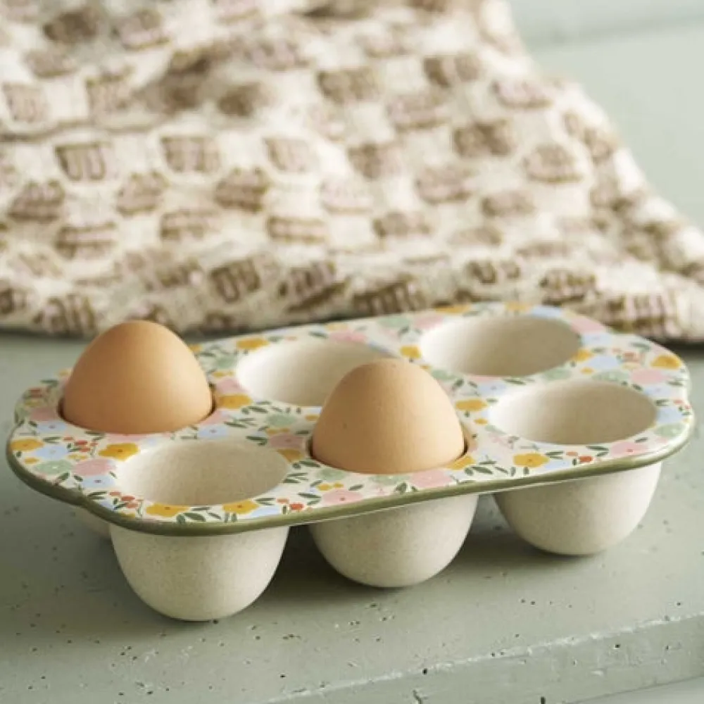 robert_gordon_flower_mark_0-1.webp Robert Gordon Flower Market Egg Crate Fashion