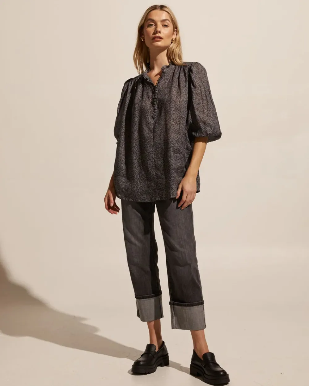 zoe_kratzmann_lilt_top_21.webp CLEAR50 Zoe Kratzmann Lilt Top Graphite Leopard Hot