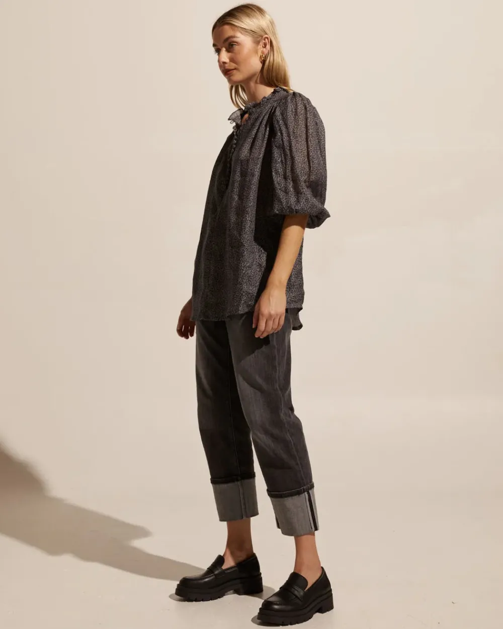 zoe_kratzmann_lilt_top_23.webp CLEAR50 Zoe Kratzmann Lilt Top Graphite Leopard Hot